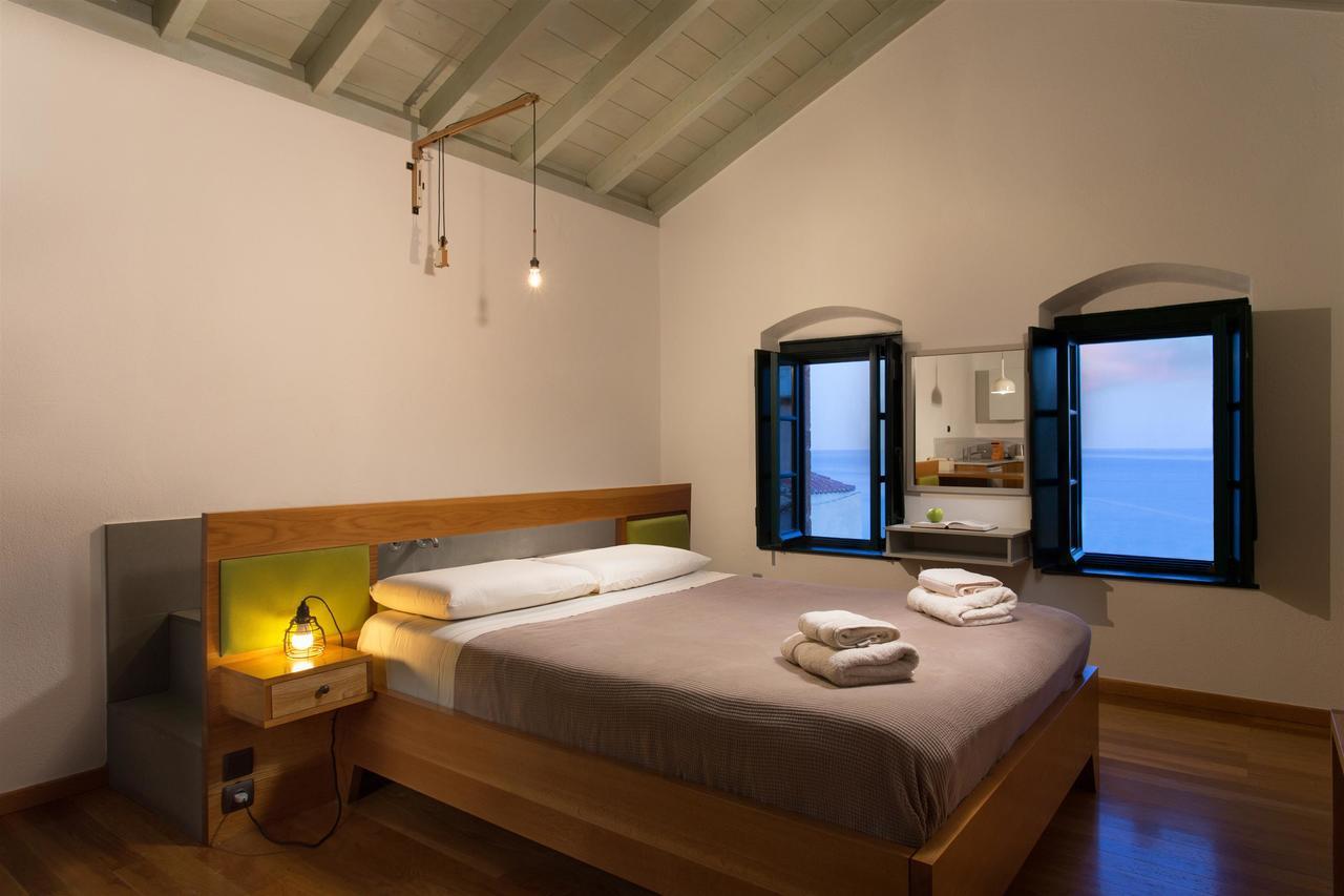Kalnterimi Guesthouses Monemvasia Exterior photo